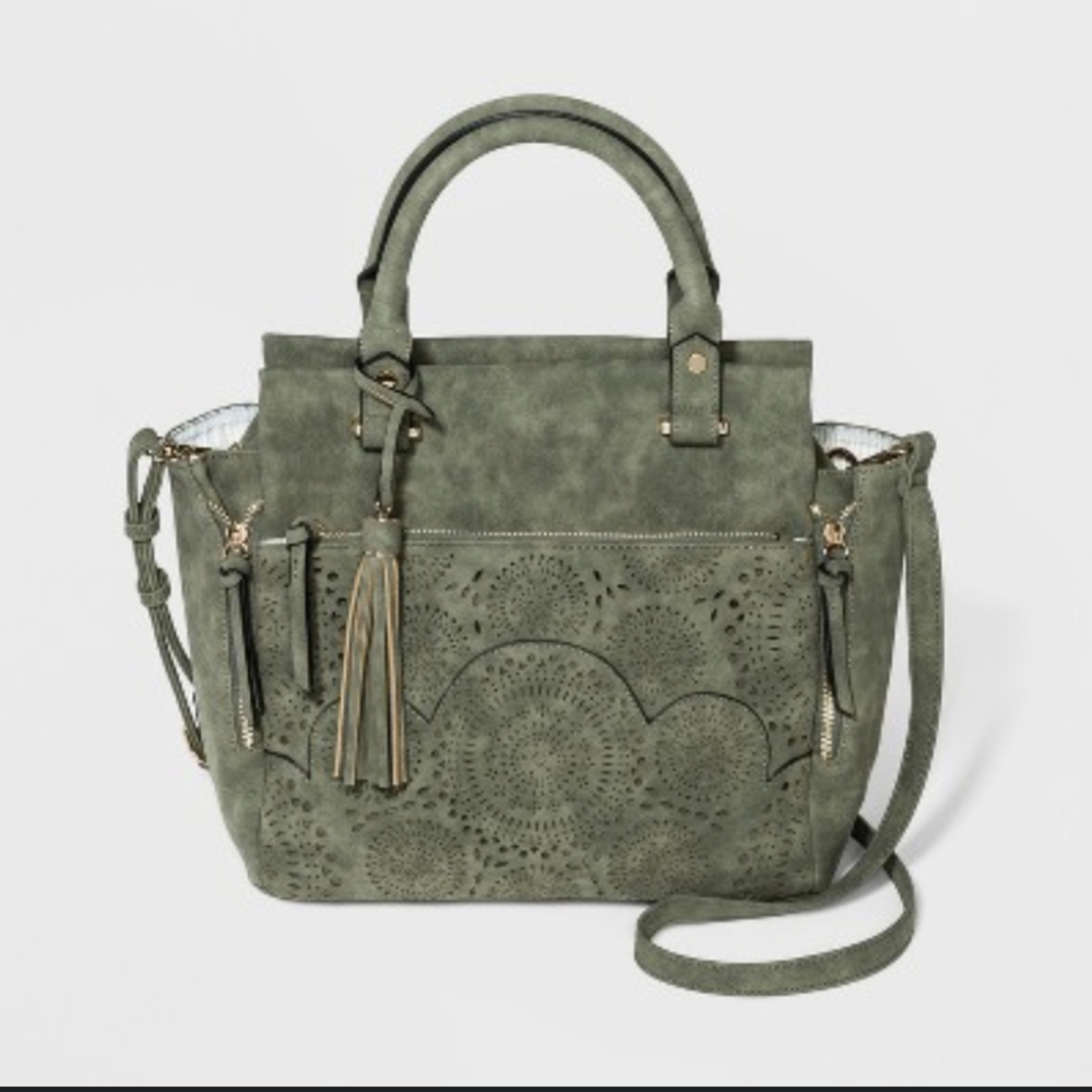 Women's handbag with straps